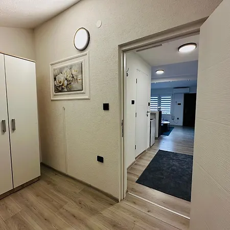 Advan Old Town 公寓